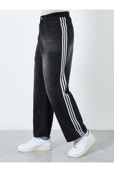 Styli Mid Rise Loose Fit Jeans with Side Taping