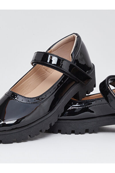 Styli Girls Black Patent Mary Jane Platform Shoes