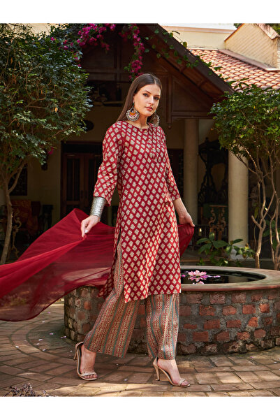 Sassafras By Styli Maroon Floral Straight Kurta with Pants and Dupatta Set