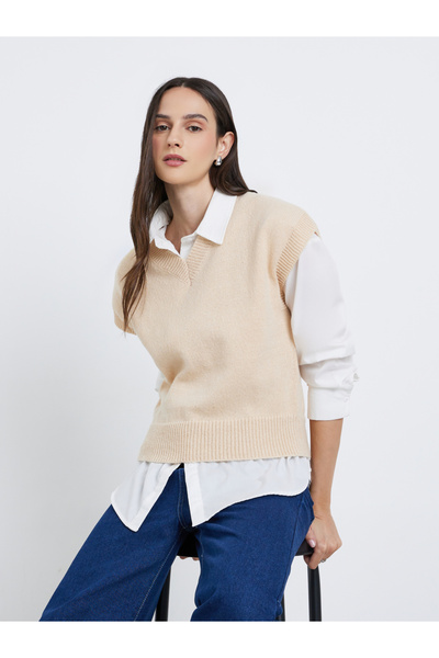 Styli Women Beige Boxy Fit Knit Vest