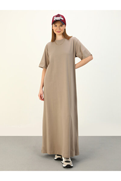 Benin By Styli Brown Solid T-Shirt Maxi Dress