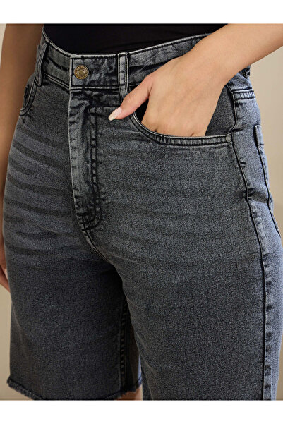 Sassafras By Styli Grey High Rise Denim Shorts