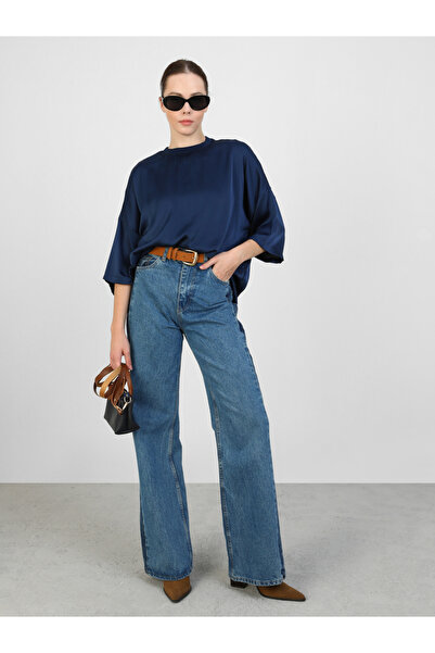 Refka By Styli Navy Blue Solid Batwing Sleeve Top