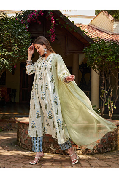Sassafras By Styli White Floral Cambric Kurta with Pencil Pants and Dupatta Set