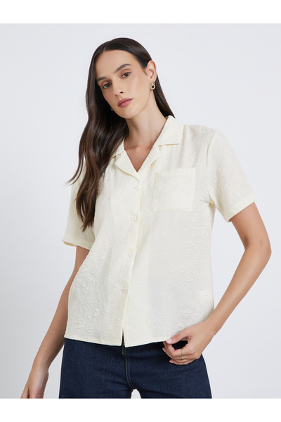 Styli Textured Jacquard Short Sleeve Buttoned Shirt