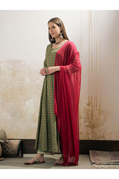 Sassafras By Styli Green Floral Print Anarkali Kurta with Pencil Pants and Dupatta Set
