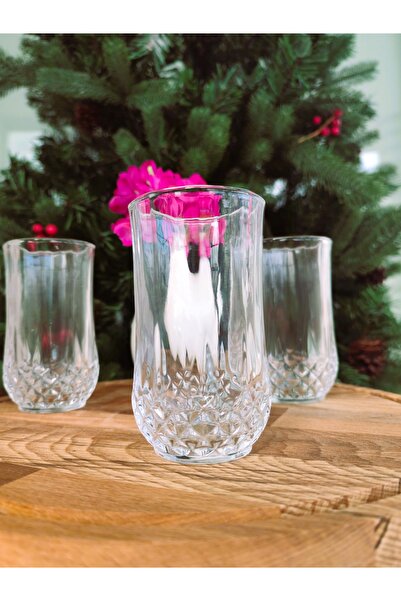 Madame Coco Adrey 4-Pack Tall Liquor Glasses - 140 ml