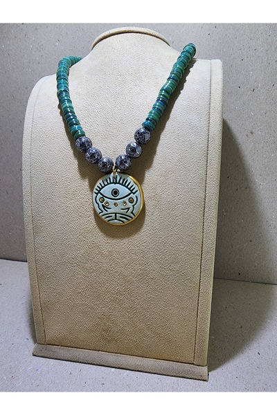 TMD AKSESUAR Island Farm Green and Hematite Natural Stone Ceramic Eye Pendant