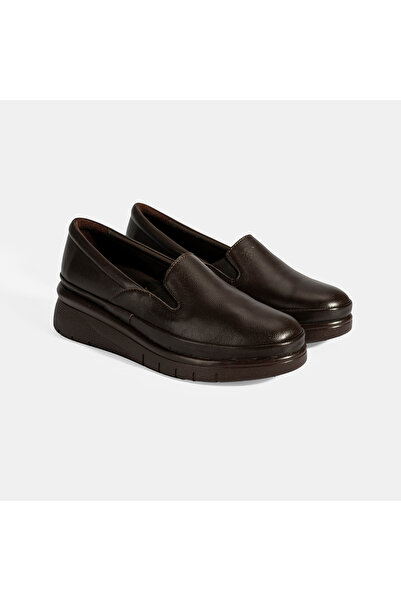 Desa Women's Brown Desacomfort Leather Casual Shoes