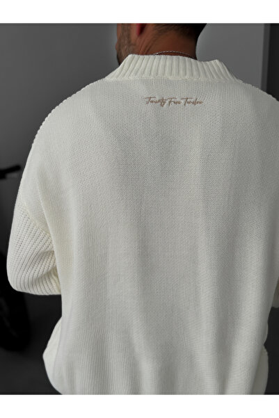BYBASICMAN Ecru Embroidery Detailed V-Neck Knitted Sweater Tw-1014