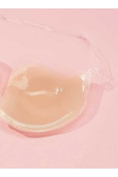 Fstyle Silicone bra that increases size and is an invisible self-adhesive lifter.