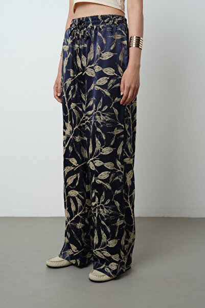 Orfeo Negro Women's Navy Blue - Cream Color Patterned Wide Leg Elastic Waist Trousers