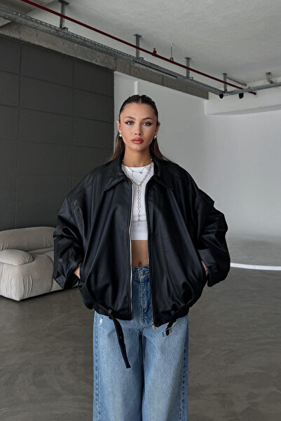 Sorridi سترة جلدية بتصميم بومبر مع حزام كبير الحجم