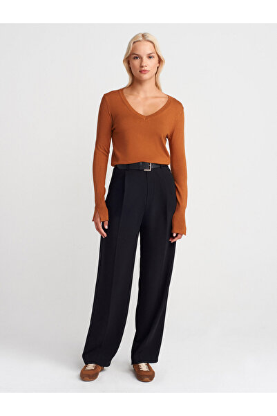 Dilvin 10427 V-Neck Sleeve Slit Sweater-Caramel