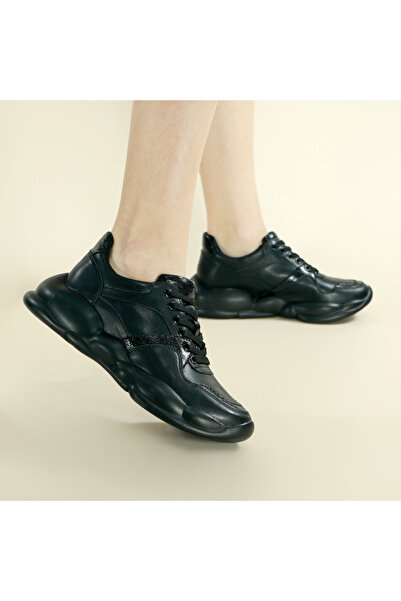 OEM Comfortable, flexible and breathable women's sports shoes, ideal for walking or light running, BG-328