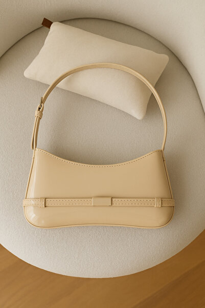 NİSSEA Geantă retro baguette din piele lăcuită cu detaliu curea pentru femei