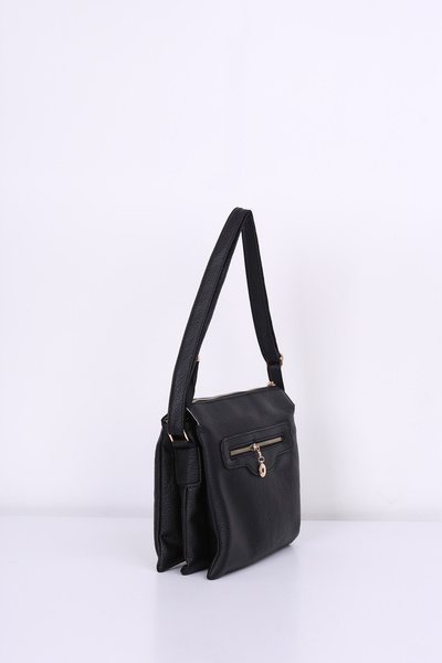 byFOX Fashion Τσάντα χιαστί με απαλή υφή Πλάτος: 26 εκ. Μήκος: 25 εκ. Βάση: 5 εκ. (επεκτάσιμη)