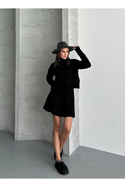 LE CARAMBOLE Set de îmbrăcăminte pentru femei, negru, cu gât roșu, cu fustă