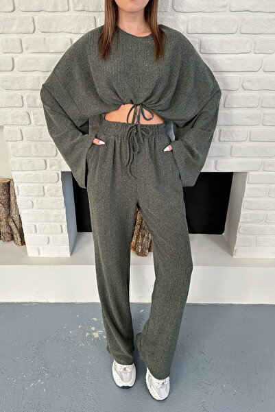 The Robi Women's Long Sleeve Crop Top and High Waist Pants Set