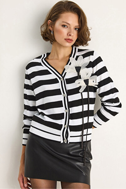 Bianco Lucci Women's Striped Cardigan 20246866