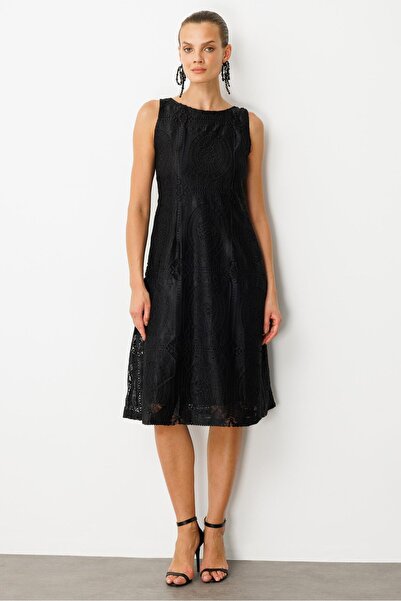 accort Dantel Görünümlü Uzun Elbise-SİYAH