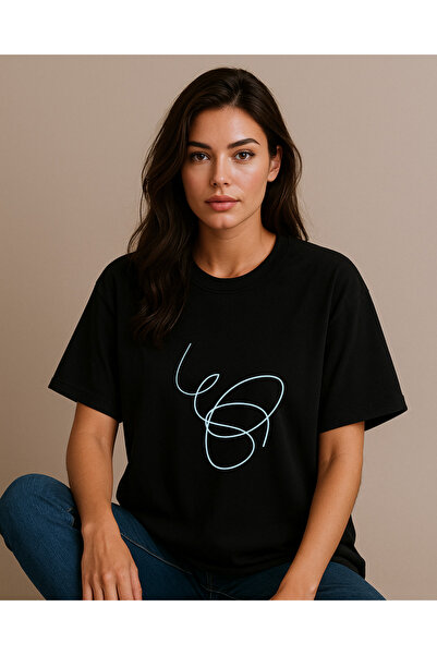 caer تي شيرت كبير الحجم مطبوع عليه فن حديث للجنسين