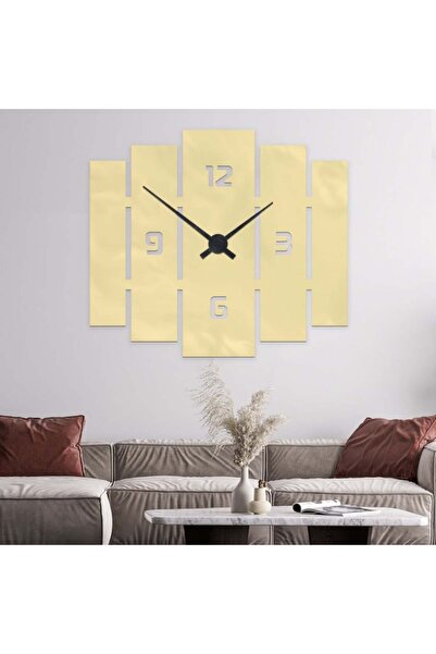 Marktna Distinctive wall clock made of shiny gold acrylic
