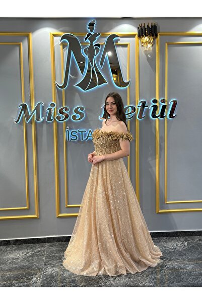 MissBetül Straplez Çiçek Detaylı Şeritli Abiye Nişan Elbisesi
