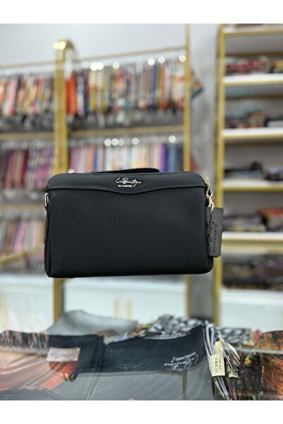 LA BOUTIQUE Τσάντα Λακ / Μαύρο ARL210602