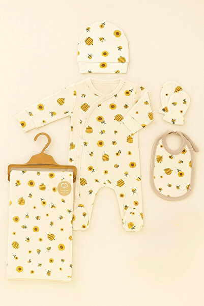 eradkids 5-Piece Bee-Patterned Baby Hospital Discharge Set (with Blanket) – 100% Organic Cotton