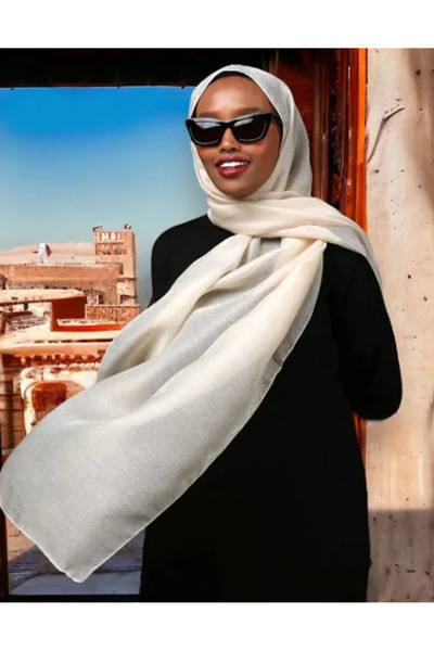 LA BOUTIQUE شال فستان سهرة بلون كريمي سادة IST 1 - 26723