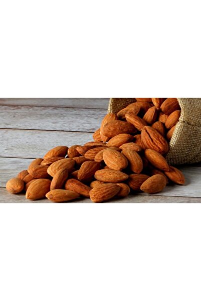 Nuts لوز مملح (1 كجم)
