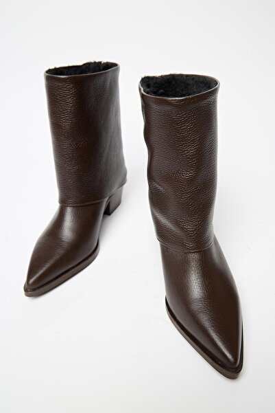 Madamra Kadın Kahverengi Hakiki Deri Western Topuklu Bot – Sivri Burun & Fermuar Aksesuarlı