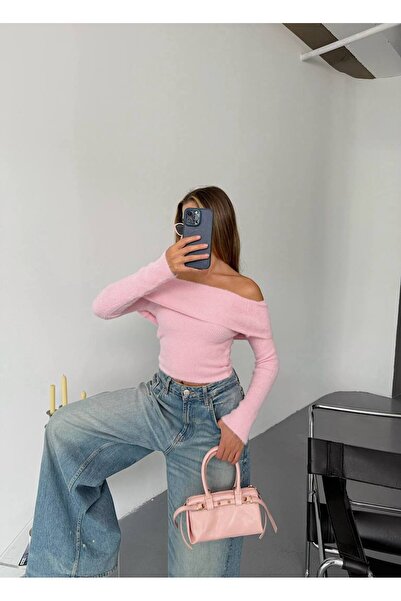 franky B Kadın Madonna Yaka Sakallı Triko Kazak