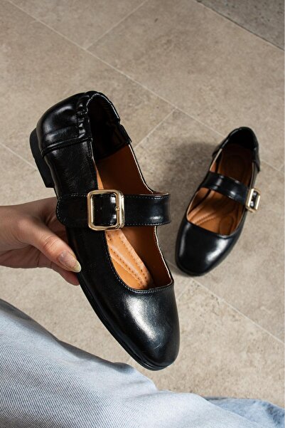 Yula Fashion Shoes حذاء باليرينا نسائي يومي من زورا مع أربطة مطاطية