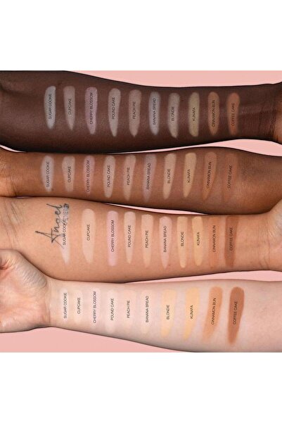 Huda Beauty Huda Beauty Easy Bake Loose Powder - Banana Bread, 20g