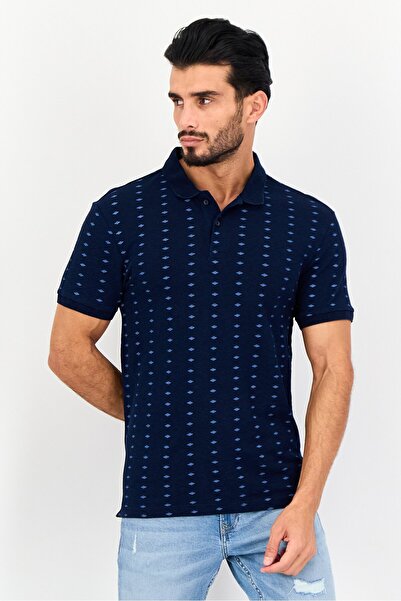 Levi's قميص بولو رجالي بقصّة عادية وأكمام قصيرة وطبعة كاملة، متعدد الألوان