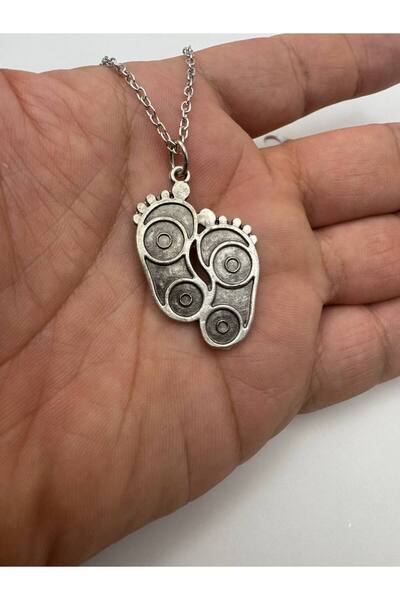Herşey Nota Baby Footprint Necklace – with 60 cm Chain, Zinc Plated Unisex Meaningful Design