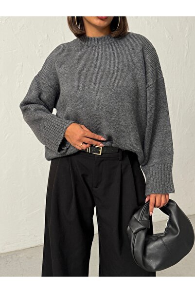 BEJNA Anthrazitfarbener, weich strukturierter Basic-Strickpullover mit Rundhalsausschnitt und Oversize-Passform für Damen