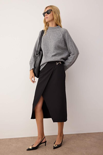 Trendyol Collection Black Accessory Detailed Double Breasted Slit Midi Woven Skirt Twoaw26Et00080