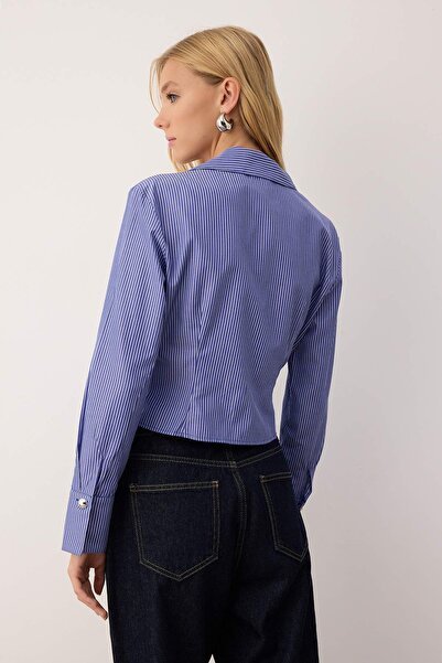 Trendyol Collection Смугаста сорочка з синіми смужками та срібними ґудзиками TWOAW26GO00081