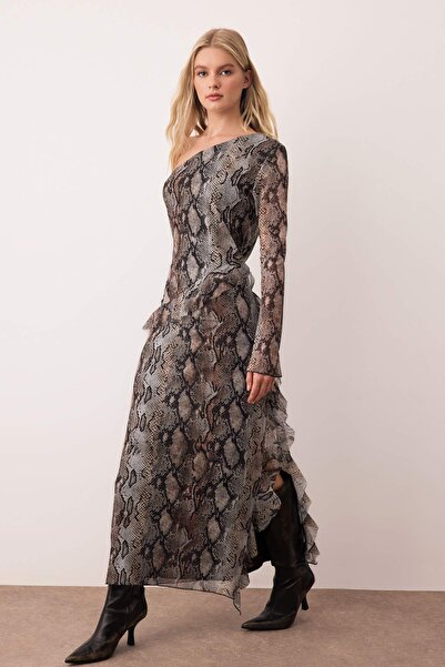 Trendyol Collection Multi-Colored Animal Ruffle Maxi Open Shoulder Detailed Stretchy Tulle Knitted Dress Twoaw26El00214