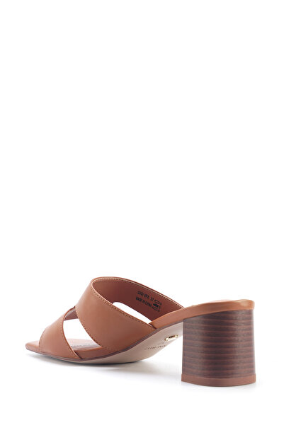Nine West Γυναικείες παντόφλες με τακούνι Gigi 5fx Tan