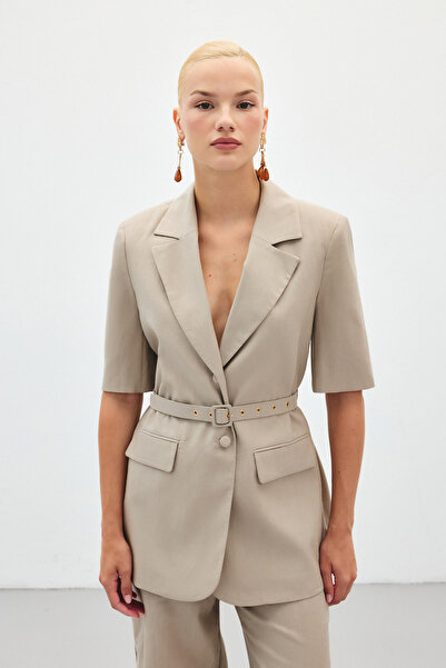 Sateen Κοντομάνικο μπουφάν με ζώνη - Βιζόν