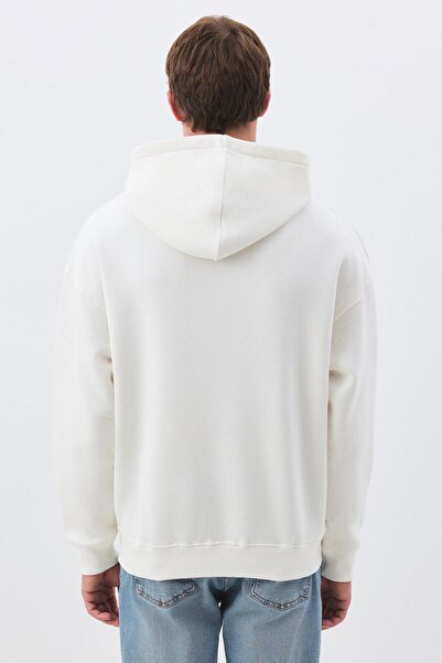 Trendiz Unisex My Anxiety Is Chronic Sweatshirt White