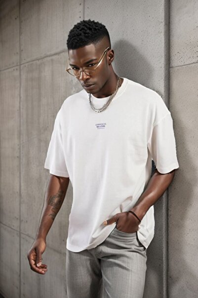 Balenbi Унісекс Екрю Велосипедна комір Commercial Друкований Oversize Викрійка Футболка