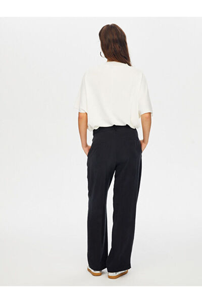 Faik Sönmez Wide Leg Fit Tensile Pants with Closed Front Battery Detail W26Pnt002