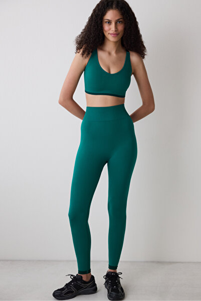 Penti Green Light Support Contrast Seamless Seamless Sports Bra