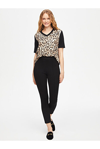 Faik Sönmez Önü Leopar Desenli V Yaka Kısa Kol Triko Bluz 69647