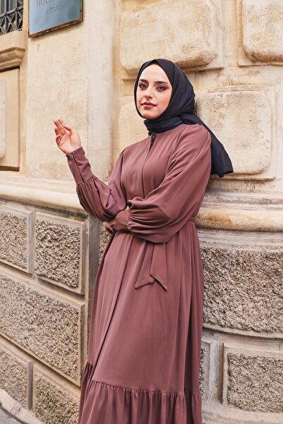 Berel Moda Φούστα Balan με βολάν με λεπτομέρεια Crepe Sena Ferace Dark Mink